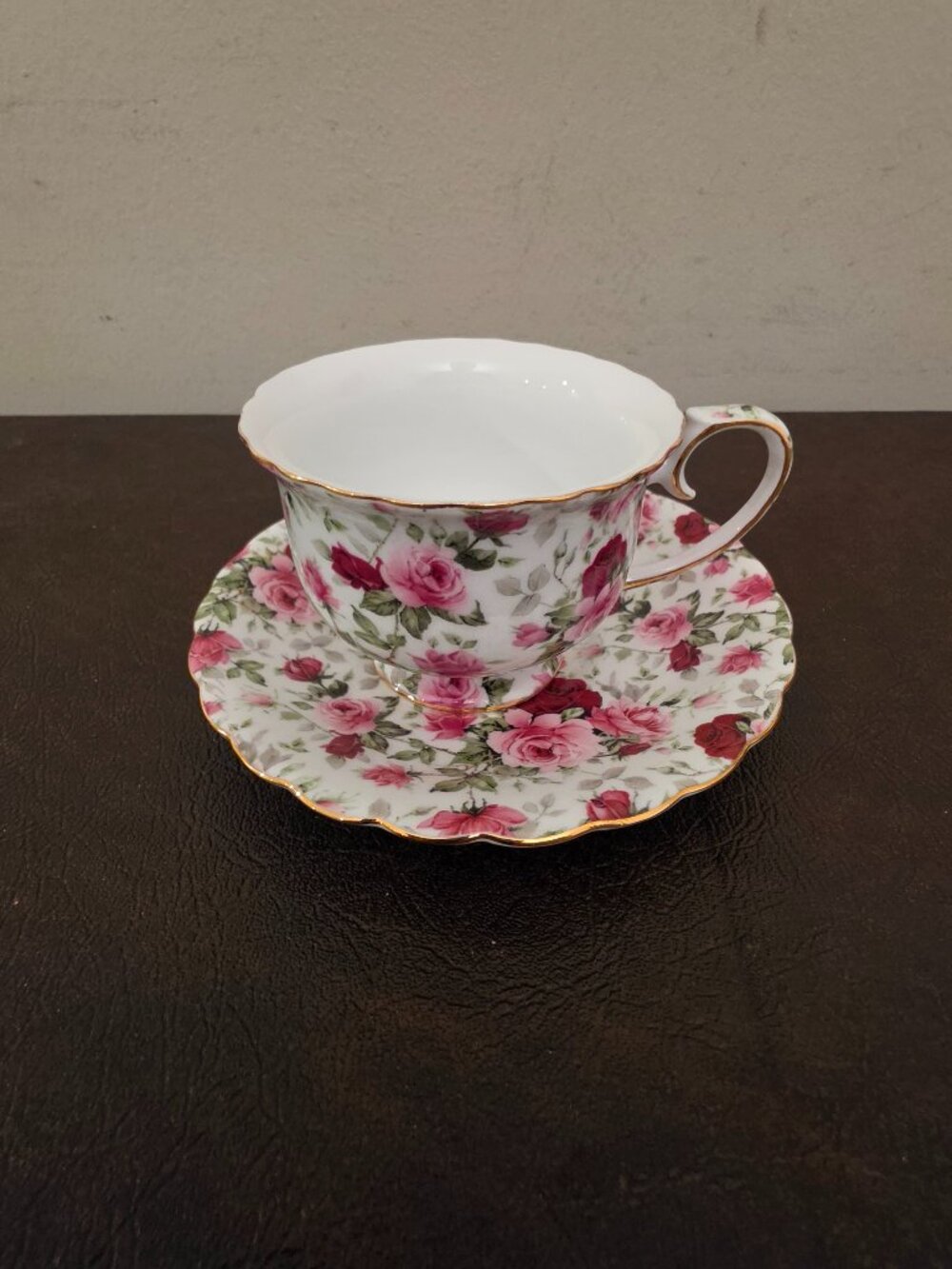 Rare Omanental Collectible Teacup Set
